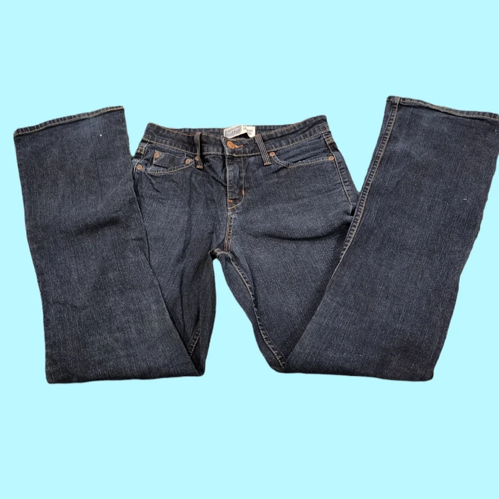 SIGNATURE LEVIS STRAUSS  LADIES JEANS SZ 4 - Picture 5 of 5